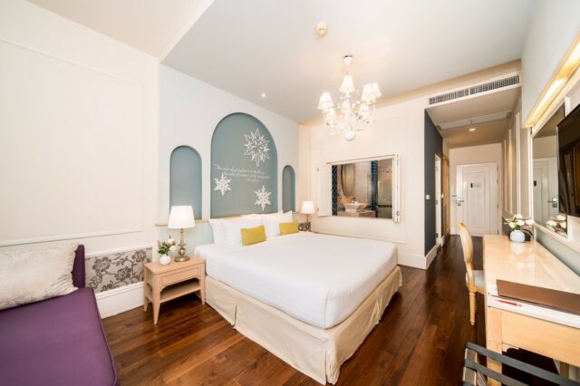 Nestled in the heart of Thonglor, Bangkok’s iconic neighbourhood, La Petite Salil Sukhumvit Thonglor 1 is an excellent choice if you’re planning to spend some time exploring Bangkok’s affluent urban lifestyle. 

Stay with us longer to enjoy exclusive benefits:

📌Discount up to 35%
📌Complimentary early check-in from 10:00 am
📌Complimentary Wi-Fi
📌Local and international TV Channels

Room rates for 3-night stay starting from  THB 3,900 

For more information:
📲Line @lapetitesalil
☎️+66 (0)2 114 3536
📧infosl2@lapetitesalil.com

#LaPetiteSalilHotels #Boutiquehotel #Bangkok